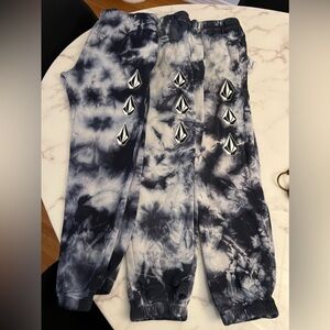 3 pairs of VOLCOM sweats size 12Y